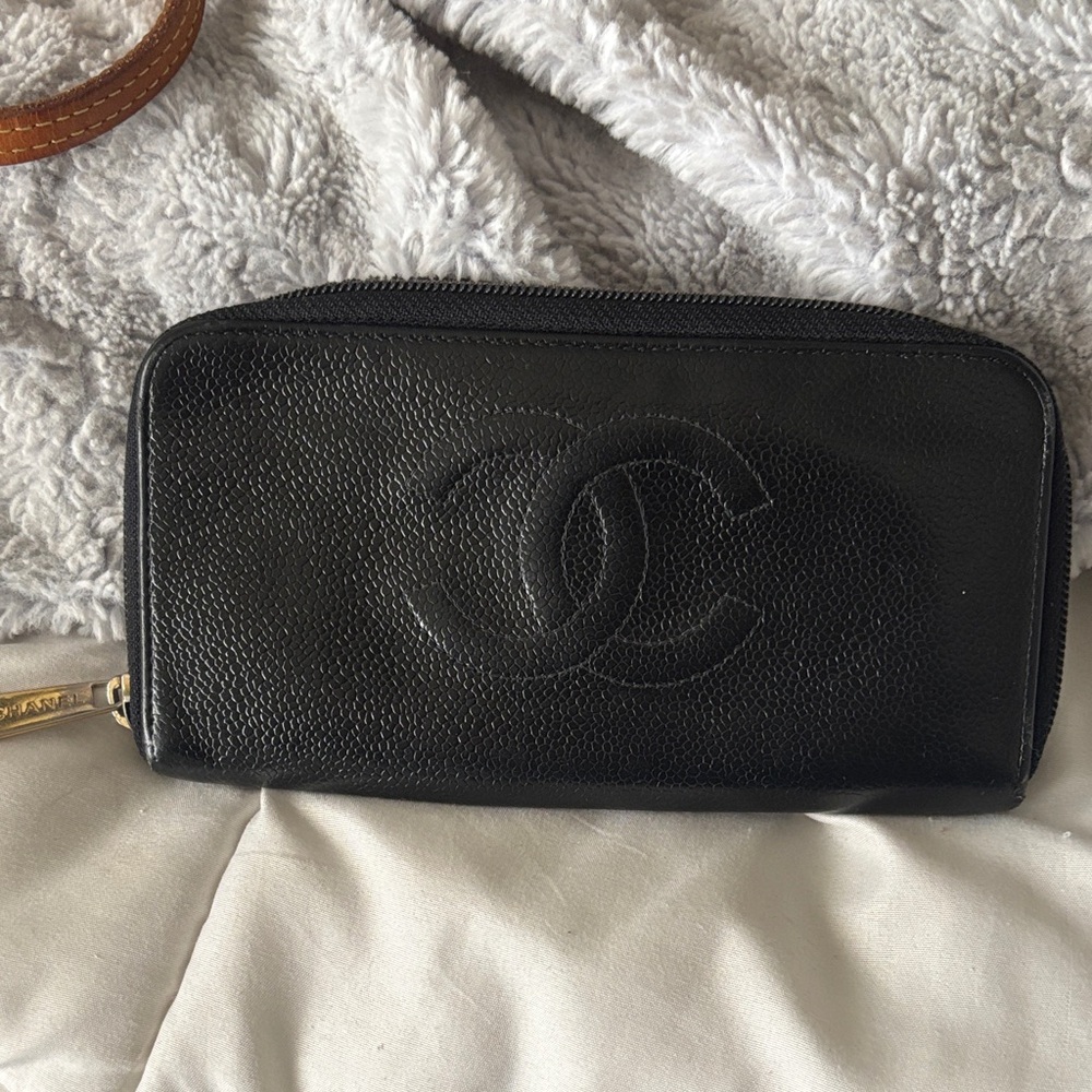 Chanel Black Caviar Leather Timeless Zippy Wallet